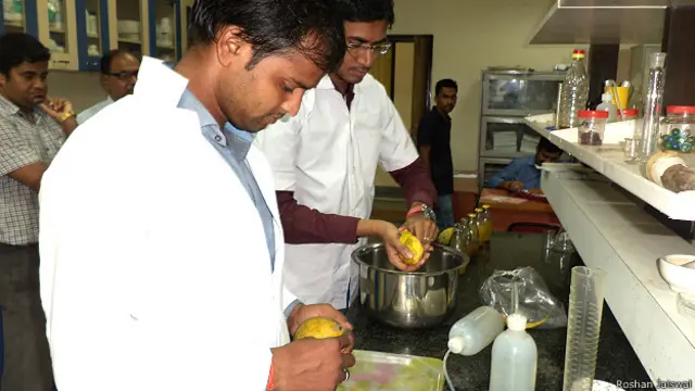 मैंगो वाइन