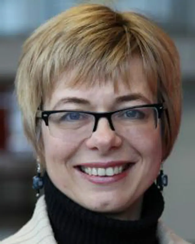 Катарина Вольчук преподает историю и политику Восточной Европы в Бирмингемском университете