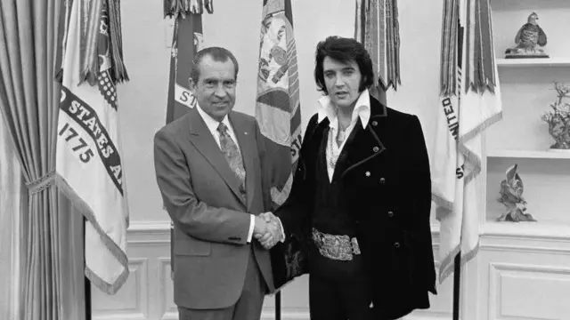 لم يُقدم نيكسون بشكل إيجابي تقريباً على شاشة السينما؛ فقد ظهر شريراً في فيلم "رجال إكس: أيام المستقبل الماضي" أو كأضحوكة في فيلم "إلفيس ونيكسون".