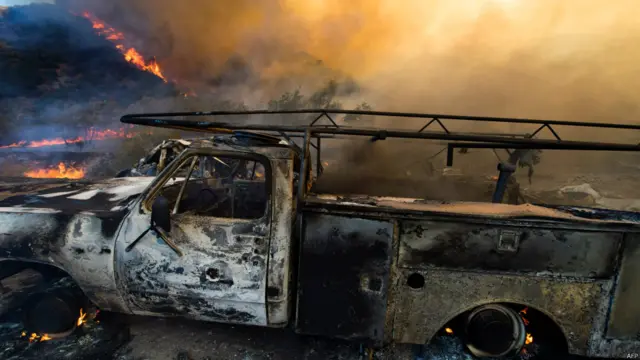 很多家庭在山火后返回家园,会发现他们已一无所有。