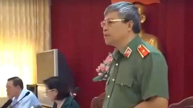 Giám đốc Công an tỉnh Yên Bái trong cuộc họp báo chiều 18/8 nói đã tìm được bốn vỏ đạn tại phòng làm việc của Bí thư tỉnh và bốn tại phòng Chủ tịch tỉnh