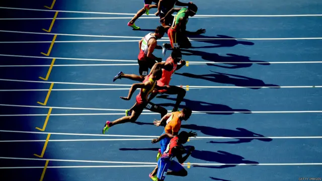 د اولمپيک سياليو د ۲۰۰ متره سيالۍ په پايلوبه کې يوسين بولټ ټاکل شوی واټن په ۱۹،۷۸ ثانيو کې بشړ کړ او پايلوبې ته يې لار ومونده