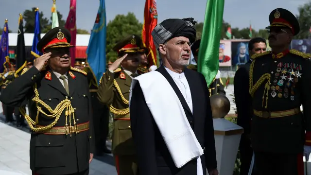 د افغانستان ولسمشر خپلو خبرو کې ټینګار وکړ چې افغانستان به خپل بهرنی سیاست هېچا ته ونه سپاري.