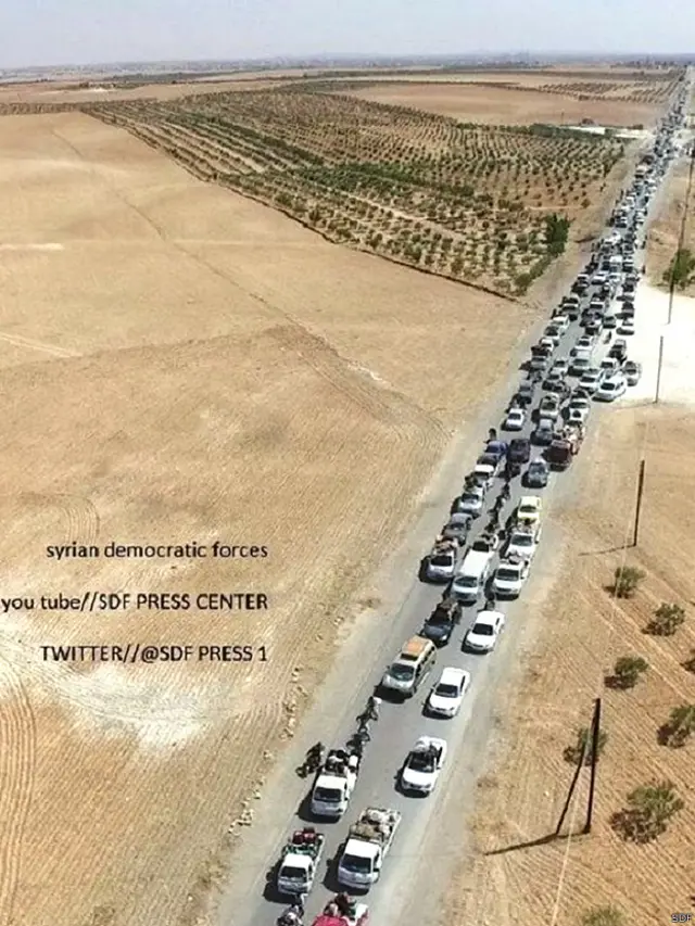 叙利亚民主力量夺回曼比季之后公布了相关照片