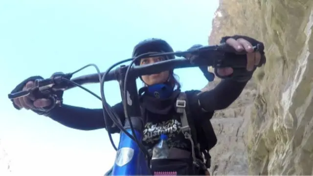 دغو هڅو کې د ثمرخان لارښود غرختونکی محمداصغر و، چې خپله هم یو تکړه غرختونکی دی