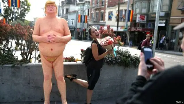 په ټوله کې، دغو مجسمو د ګڼو امریکایانو پام ځان ته وراړولی