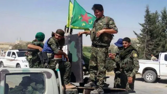 قوات حماية الشعب الكردي في سوريا.