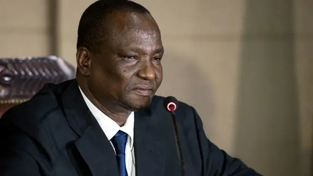 عين تعبان دينق بدل رياك ماشار