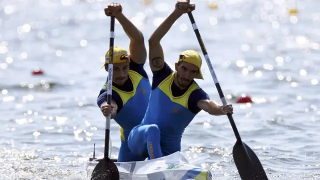 Ще один успіх був на каное-двійках. Тарас Міщук і Дмитро Янчук прийшли третіми у фіналі 1000 м. Водночас українська четвірка байдарочниць була четверта у 500 м.