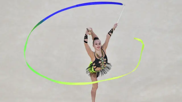 Іще один успіх у гімнастиці - Ганна Різатдінова виборола "бронзу" в індивідуальних змаганнях з художньої гімнастики.