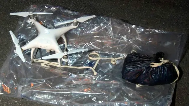 كانت الطائرات تحلق في سماء سجن بينتونفيل شمالي لندن بين الـ 12 والـ 14 من شهر آب / اغسطس الحالي