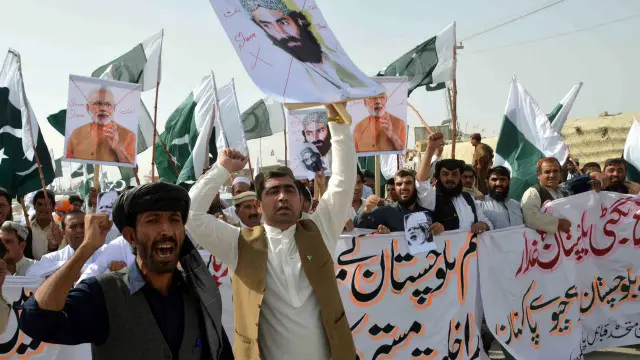  پاکستانی حکام نے باب دوستی کو بند کرنے کا ذمہ دار افغان سیکورٹی حکام کو ٹھہرایا ہے