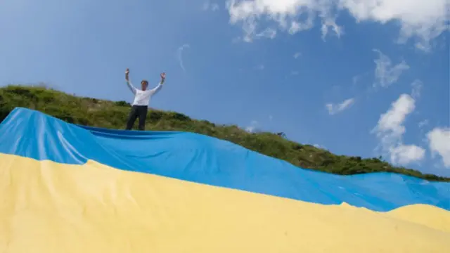 Говерла: самая высокая вершина в сине-желтом