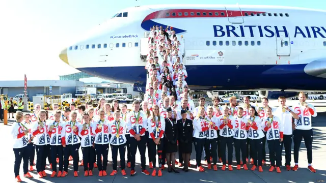 英国奥运军团在里约拿下的每一块奖牌，平均“造价”约４００万英镑。即便是空手而归，能够跻身奥运军团，每一名英国“奥运健儿”平均的打造身价是近８７万英镑。