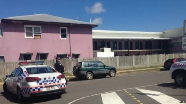 Penikaman terjadi di sebuah hostel di Kota Home Hill.