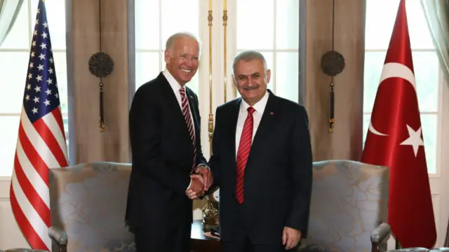 آقای بایدن با بن‌علی ایلدیریم، نخست وزیر ترکیه دیدار کرده است