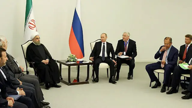 روابط سیاسی و نظامی ایران و روسیه از زمان توافق جامع اتمی ایران با گروه ۱+۵ به طور چشمگیری افزایش یافته است
