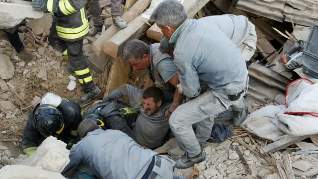 اٹلی کے وزیرِ صحت کا کہنا ہے کہ مرنے والے افراد میں زیادہ تعداد بچوں کی ہے اور اس بات کا خدشہ ہے کہ یہ تعداد مزید بڑھ سکتی ہے۔