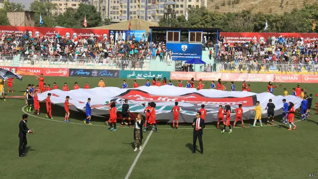 د پرانیستې مراسمو کې نوې چمتو شوې ترانه وړاندې شوه