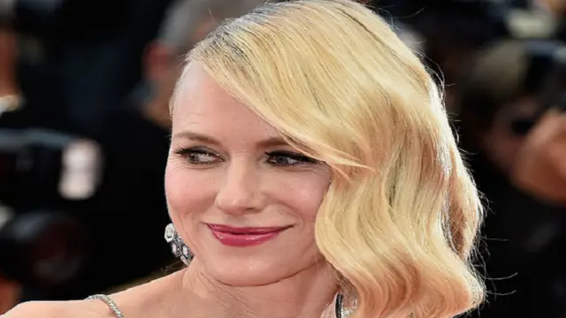 الشخصية المحورية في الفيلم هي بيتي المس التي تؤدي دورها الممثلة ناعومي واتس