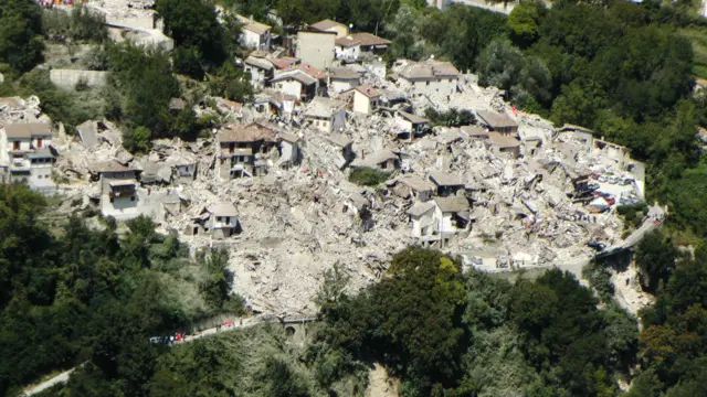 اب بھی کئی لوگ لا پتہ ہیں جن کے بارے پتا لگانے کی کوشش کی جا رہی ہے 