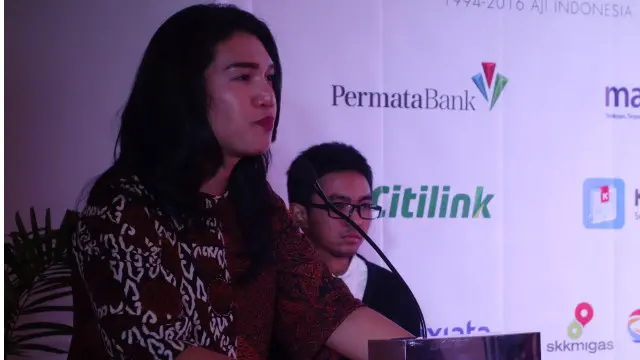 kenza vina trimurti Aji