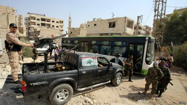 پرون (جمعه) د سوریې دولت اعلان وکړ چې پلازمېنې ته څېرمه د داریا ښاره یې د جوړجاړۍ له لارې، وروسته له څلور کلنې کلابندۍ بېرته نیولی دی.