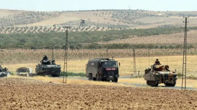 ترکیه وايي سوریه کې یې د (اسلامي دولت) نومې ډلې او کردي وسله والو پرضد عملیات پیل کړي