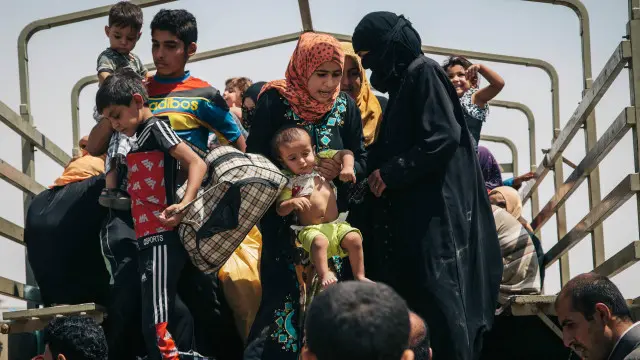 مئات الآلاف من المدنيين يتوقع أن ينزحوا من الموصل