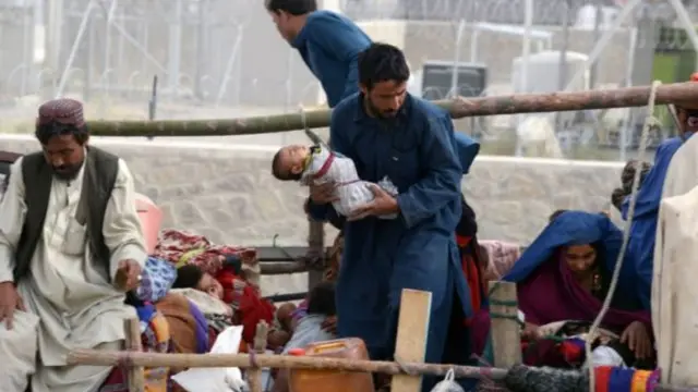 ينتظر أسر كثيرة مستقبل مجهول في أفغانستان.