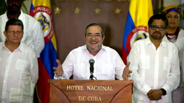 哥武最高领导人隆多尼奥在哈瓦那的新闻发布会上发布停战命令（28/8/2016）