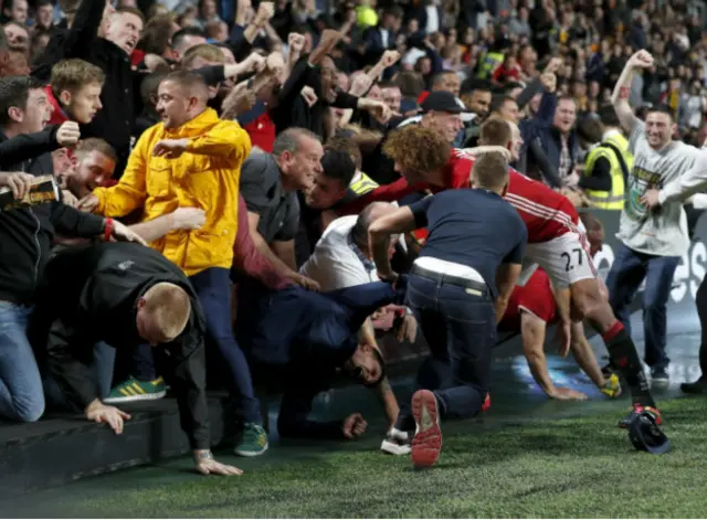 Так святкували гол Феллаіні