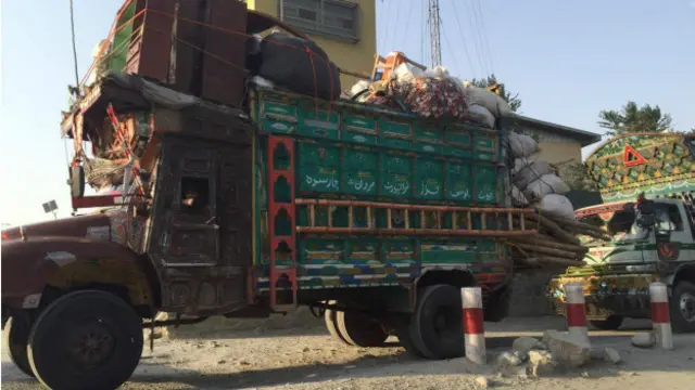 د افغانستان د کډوالو او بېرته ستنېدونکو چارو وزارت وايي روان کال له ۱۷۰ زرو ډېر افغان کډوال خپل هېواد ته ستانه شوي دي