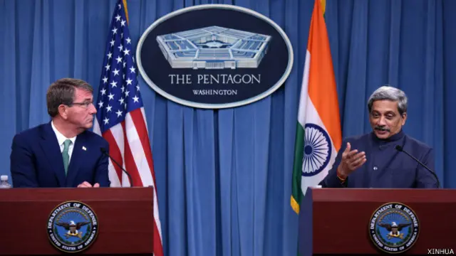 两国防长再三强调，后勤协定的签署并不意味着美军将会驻扎在印度。