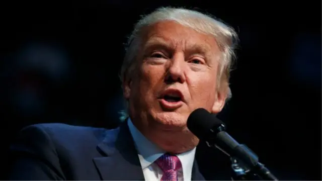 Ông Trump trong chiến dịch vận động tranh cử của mình đã gọi di dân Mexico là "những kẻ tội phạm", "những kẻ hiếp dâm"