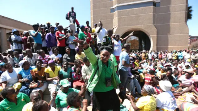 اعضای حزب حاکم زانو پی‌اف گفته‌اند به مخالفان اجازه برگزاری تظاهرات نخواهند داد