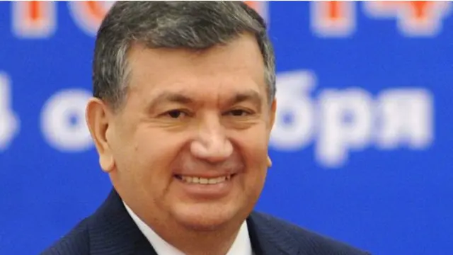 شوکت میرضیایف که از سال ۲۰۰۳ نخست‌وزیر بوده، شانس بیشتری برای جانشینی اسلام کریمف دارد