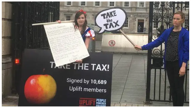 محتجون على قرار الاستئناف يتظاهرون خارج البرلمان الايرلندي