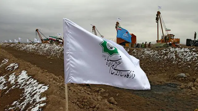 بسیاری از فعالیتهای اقتصادی سپاه در قرارگاه خاتم الانبیا متمرکز شده است