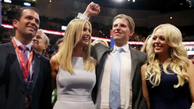 تیفانی، اریک، ایوانکا و دونالد جونیور به پدرشان کمک می‌کنند