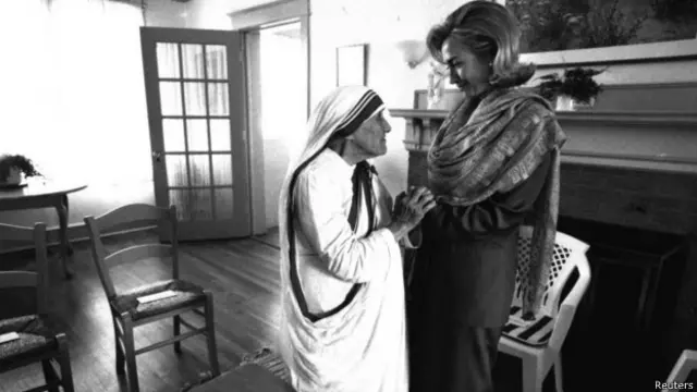 हिलेरी क्लिंटन और मदर टेरेसा