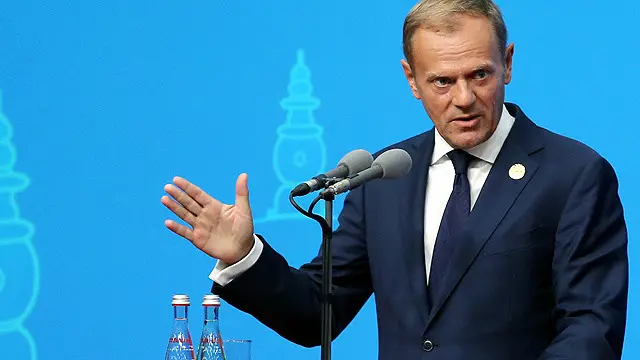 كان توسك يتحدث للصحفيين في هانغجو على هامش قمة العشرين