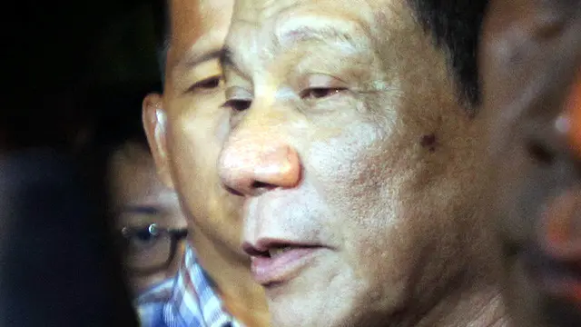 يتجاهل الرئيس دوتيرتي الانتقادات ويقول إنه مصمم على المضي قدما في حملته التي تستهدف الجريمة