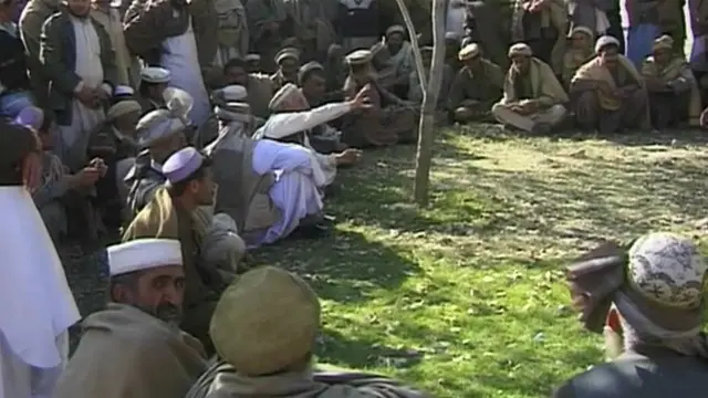 ’جب تک عدالتی اصلاحات پر مکمل طور پر عمل درآمد شروع نہیں ہوجاتا اس وقت تک ان علاقوں میں رائج جرگہ سسٹم کو ختم نہیں کیا جائے گا‘