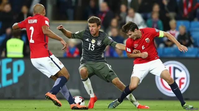 Thomas Muller mencetak dua gol saat melawan timnas Norwegia yang berakhir 3-0.