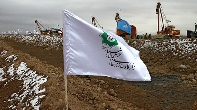 اخبار مربوط به محدودیت ارائه خدمات بانکی به قرارگاه خاتم الانبیاء به انتقاد از توافق ایران و گروه اقدام مالی شدت بخشید