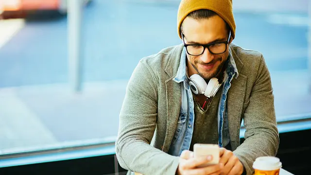 Молодий чолов?к