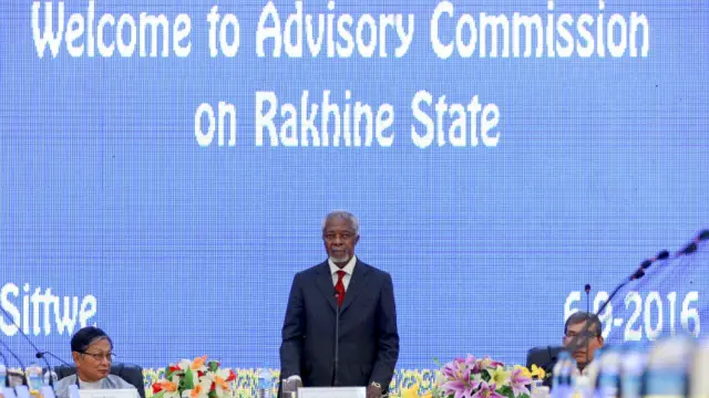 ရပ်မိရပ်ဖတွေနဲ့ ကိုဖီ အာနန် တွေ့ဆုံစဉ်မှာ စကားပြောဆိုခွင့် မရတဲ့အတွက် ရခိုင်တွေဘက်က ဝေဖန်