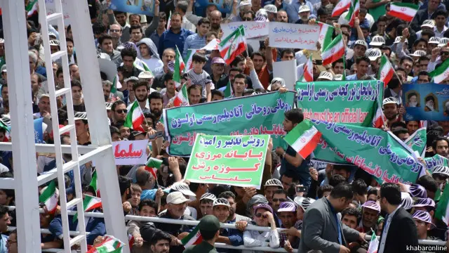 این شکاف‌های متراکم در شرایط عادی موجب تصمیم‌گیری‌های نادرست و زیانبار سیاسی (نظیر انتخاب فردی جنجالی برای نمایندگی مجلس به صرف هویت زبانی اش) و در شرایط بحرانی موجب برخوردهای تندی بین طرفین خواهد شد