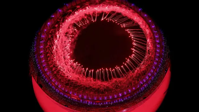 د نړۍ له بېلابېلو هېوادونو ۱۶۰ لوبډلې چې ۴۳۰۰ تنه لوبغاړي په کې دي په ميراکانا لوبغاړی کې د خپل هېواد له بيراغ سره په دغه پرانيسته کې برخه واخيسته